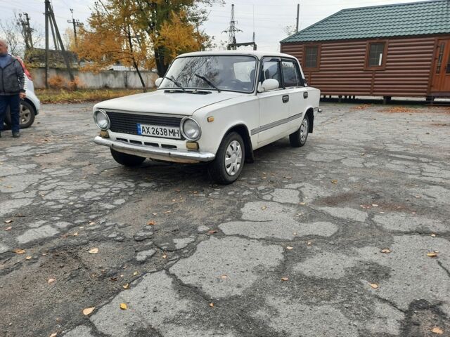 Белый ВАЗ 2113 Самара, объемом двигателя 1.2 л и пробегом 110 тыс. км за 850 $, фото 5 на Automoto.ua