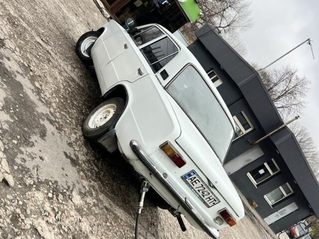 Білий ВАЗ 2113 Самара, об'ємом двигуна 1.5 л та пробігом 100 тис. км за 602 $, фото 3 на Automoto.ua