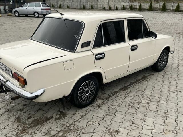 Белый ВАЗ 2113 Самара, объемом двигателя 1.3 л и пробегом 100 тыс. км за 650 $, фото 2 на Automoto.ua