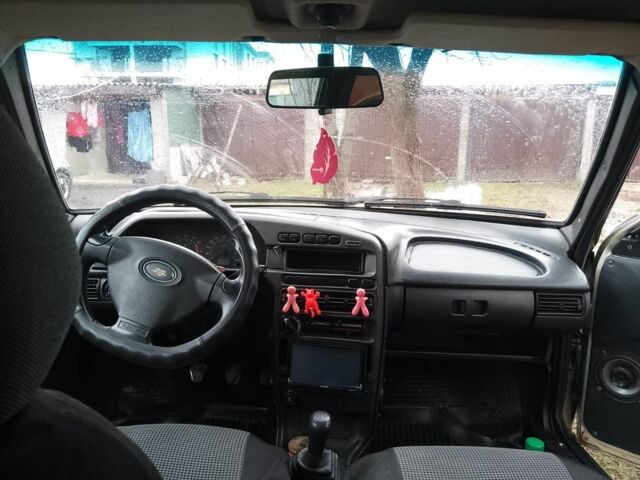 Бежевый ВАЗ 2113 Самара, объемом двигателя 1.5 л и пробегом 300 тыс. км за 1500 $, фото 7 на Automoto.ua