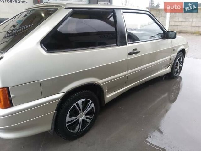 Бежевый ВАЗ 2113 Самара, объемом двигателя 1.5 л и пробегом 300 тыс. км за 1500 $, фото 3 на Automoto.ua