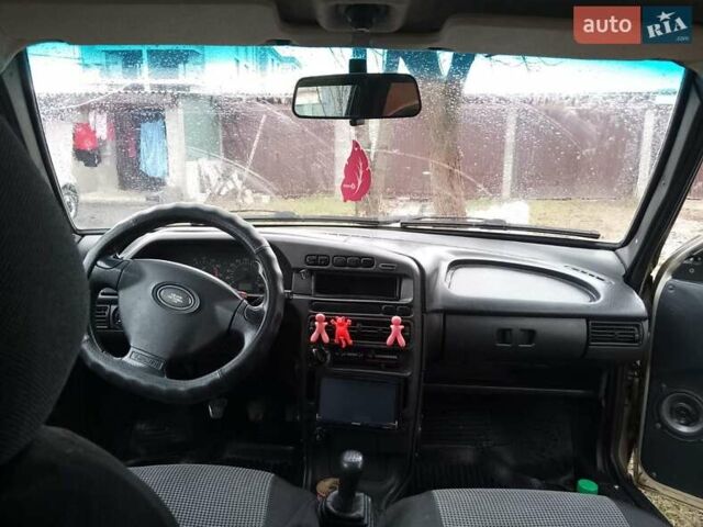 Бежевый ВАЗ 2113 Самара, объемом двигателя 1.5 л и пробегом 300 тыс. км за 1500 $, фото 9 на Automoto.ua