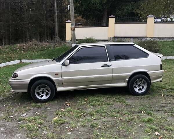 Бежевый ВАЗ 2113 Самара, объемом двигателя 1.5 л и пробегом 220 тыс. км за 2300 $, фото 1 на Automoto.ua