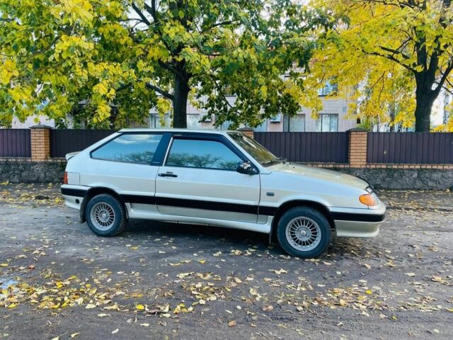 ВАЗ 2113 Самара 2006 в Малой Виске на Automoto.ua Бежевый ВАЗ 2113 Самара, объемом двигателя 1.6 л и пробегом 190 тыс. км за 1950 $, фото 7 на Automoto.ua