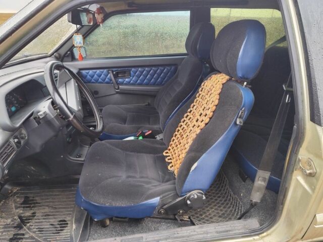 ВАЗ 2113 Самара 2006 в Каневе на Automoto.ua Бежевый ВАЗ 2113 Самара, объемом двигателя 1.5 л и пробегом 235 тыс. км за 1850 $, фото 9 на Automoto.ua