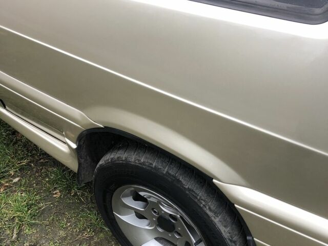 Бежевый ВАЗ 2113 Самара, объемом двигателя 1.5 л и пробегом 220 тыс. км за 2300 $, фото 5 на Automoto.ua