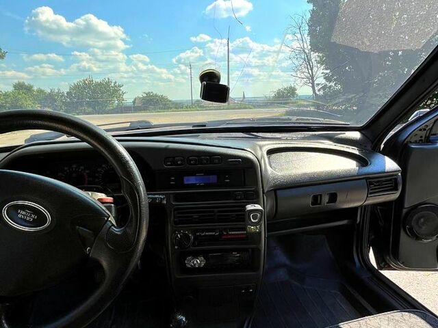 Черный ВАЗ 2113 Самара, объемом двигателя 1.5 л и пробегом 0 тыс. км за 900 $, фото 10 на Automoto.ua