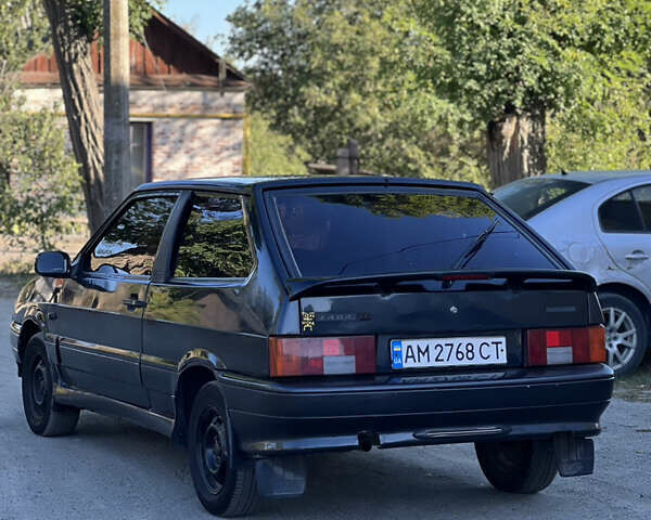 Чорний ВАЗ 2113 Самара, об'ємом двигуна 1.5 л та пробігом 201 тис. км за 1600 $, фото 3 на Automoto.ua
