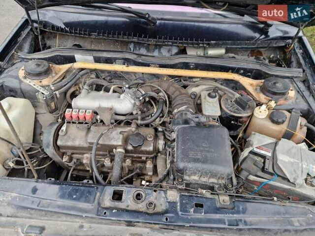 Чорний ВАЗ 2113 Самара, об'ємом двигуна 1.5 л та пробігом 190 тис. км за 1450 $, фото 10 на Automoto.ua