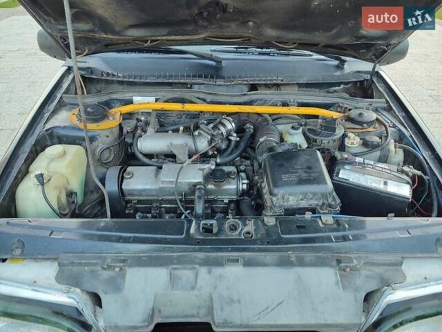 Чорний ВАЗ 2113 Самара, об'ємом двигуна 1.5 л та пробігом 244 тис. км за 1200 $, фото 18 на Automoto.ua