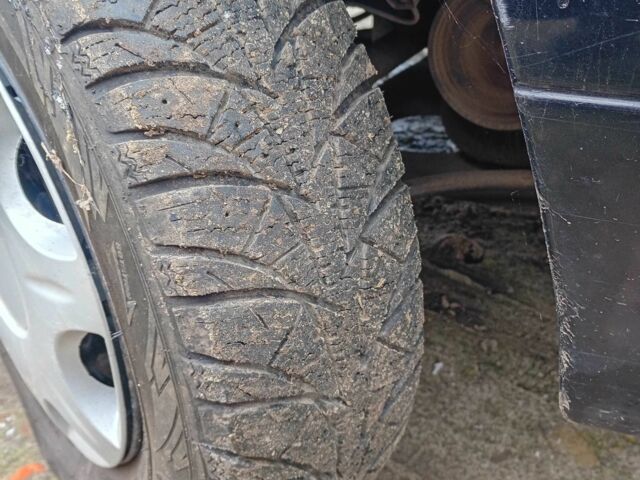 Чорний ВАЗ 2113 Самара, об'ємом двигуна 1.5 л та пробігом 137 тис. км за 2000 $, фото 5 на Automoto.ua