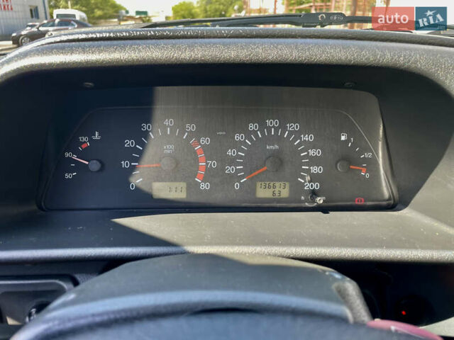 Черный ВАЗ 2113 Самара, объемом двигателя 1.5 л и пробегом 136 тыс. км за 2999 $, фото 6 на Automoto.ua