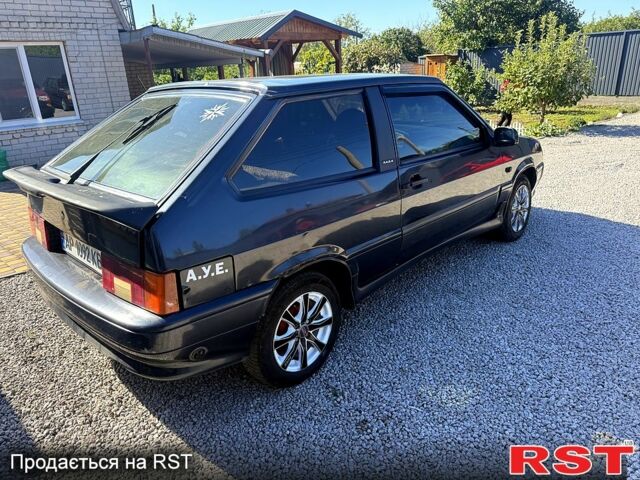 Черный ВАЗ 2113 Самара, объемом двигателя 1.5 л и пробегом 189 тыс. км за 1300 $, фото 2 на Automoto.ua