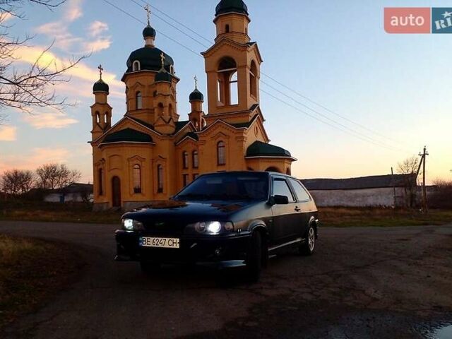 Чорний ВАЗ 2113 Самара, об'ємом двигуна 1.5 л та пробігом 250 тис. км за 2600 $, фото 4 на Automoto.ua