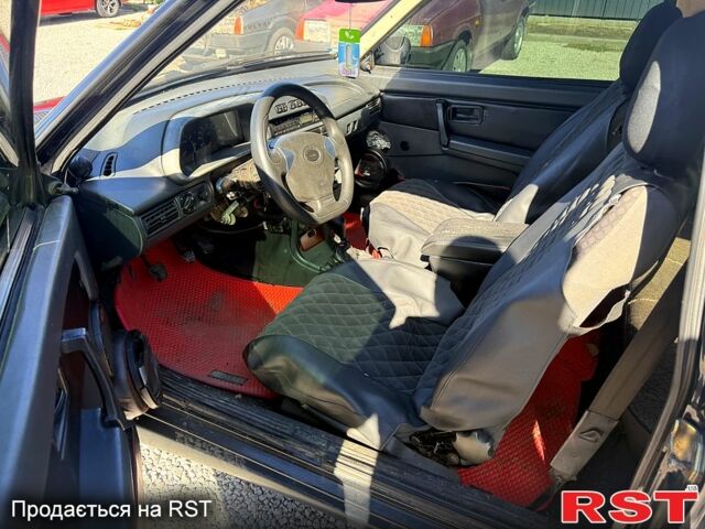 Черный ВАЗ 2113 Самара, объемом двигателя 1.5 л и пробегом 189 тыс. км за 1300 $, фото 1 на Automoto.ua