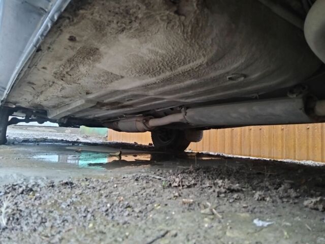 Черный ВАЗ 2113 Самара, объемом двигателя 1.6 л и пробегом 300 тыс. км за 1050 $, фото 7 на Automoto.ua