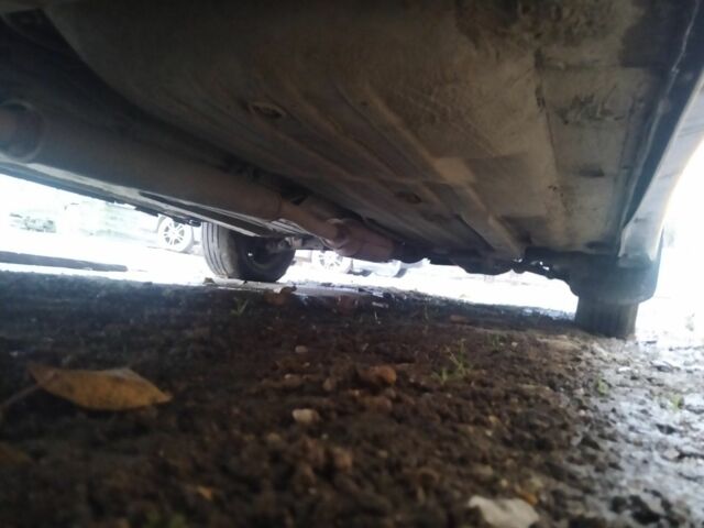 Черный ВАЗ 2113 Самара, объемом двигателя 1.6 л и пробегом 300 тыс. км за 1050 $, фото 6 на Automoto.ua