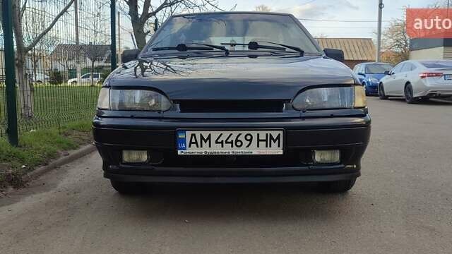Черный ВАЗ 2113 Самара, объемом двигателя 1.6 л и пробегом 220 тыс. км за 1900 $, фото 1 на Automoto.ua