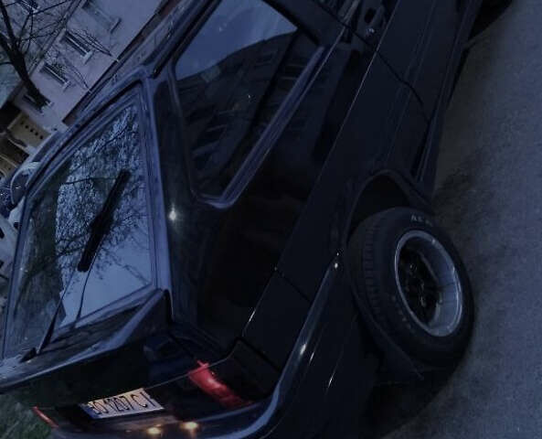 Чорний ВАЗ 2113 Самара, об'ємом двигуна 1.6 л та пробігом 127 тис. км за 1450 $, фото 7 на Automoto.ua