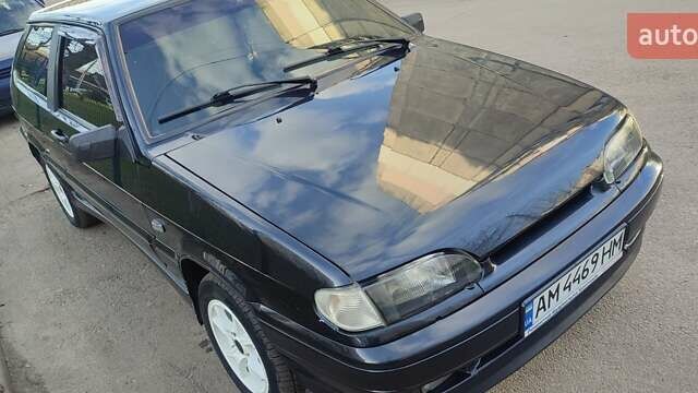 Черный ВАЗ 2113 Самара, объемом двигателя 1.6 л и пробегом 220 тыс. км за 1900 $, фото 16 на Automoto.ua