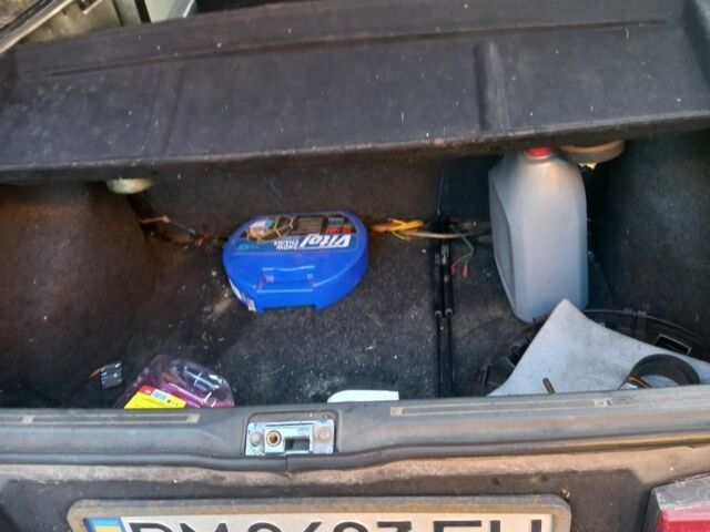 Чорний ВАЗ 2113 Самара, об'ємом двигуна 1.6 л та пробігом 135 тис. км за 1100 $, фото 3 на Automoto.ua