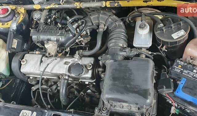 Чорний ВАЗ 2113 Самара, об'ємом двигуна 1.6 л та пробігом 192 тис. км за 2200 $, фото 5 на Automoto.ua