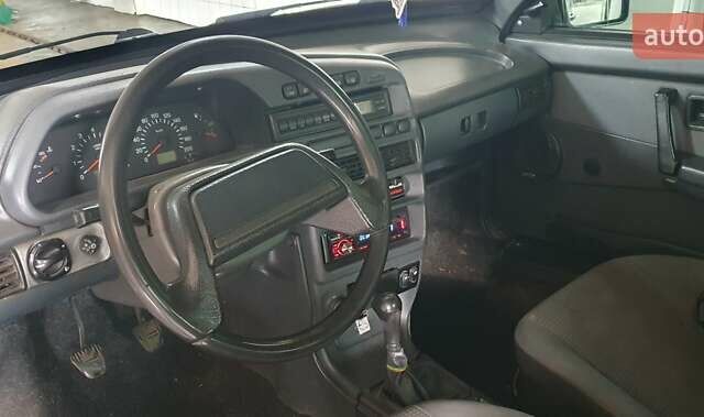 ВАЗ 2113 Самара 2011 в Орехове на Automoto.ua Черный ВАЗ 2113 Самара, объемом двигателя 1.6 л и пробегом 192 тыс. км за 2200 $, фото 5 на Automoto.ua