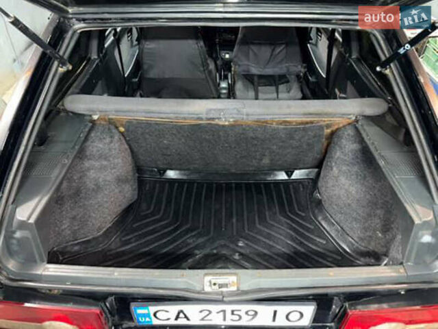 Черный ВАЗ 2113 Самара, объемом двигателя 1.6 л и пробегом 150 тыс. км за 1750 $, фото 6 на Automoto.ua