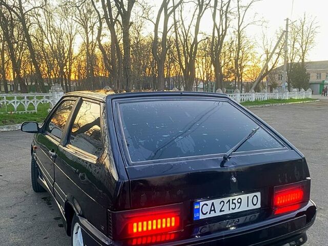 Чорний ВАЗ 2113 Самара, об'ємом двигуна 1.6 л та пробігом 250 тис. км за 1599 $, фото 4 на Automoto.ua