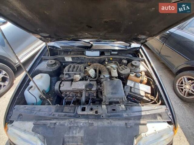 Черный ВАЗ 2113 Самара, объемом двигателя 1.6 л и пробегом 110 тыс. км за 2600 $, фото 4 на Automoto.ua