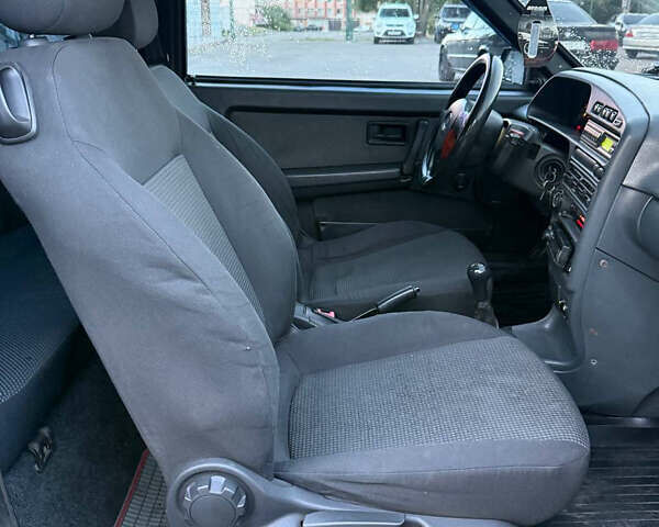 Чорний ВАЗ 2113 Самара, об'ємом двигуна 1.6 л та пробігом 220 тис. км за 1550 $, фото 9 на Automoto.ua