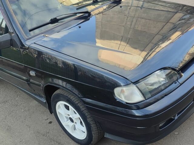 Черный ВАЗ 2113 Самара, объемом двигателя 1.6 л и пробегом 220 тыс. км за 1900 $, фото 3 на Automoto.ua