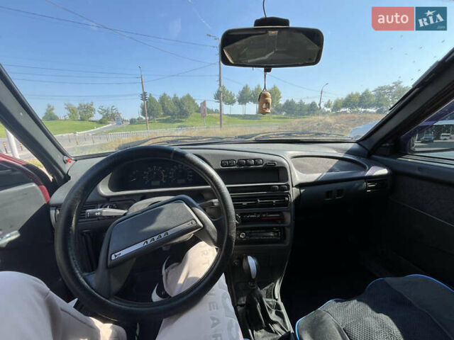 Червоний ВАЗ 2113 Самара, об'ємом двигуна 1.5 л та пробігом 161 тис. км за 2100 $, фото 4 на Automoto.ua