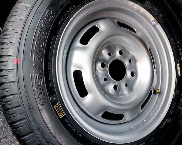 Червоний ВАЗ 2113 Самара, об'ємом двигуна 1.6 л та пробігом 39 тис. км за 4500 $, фото 41 на Automoto.ua
