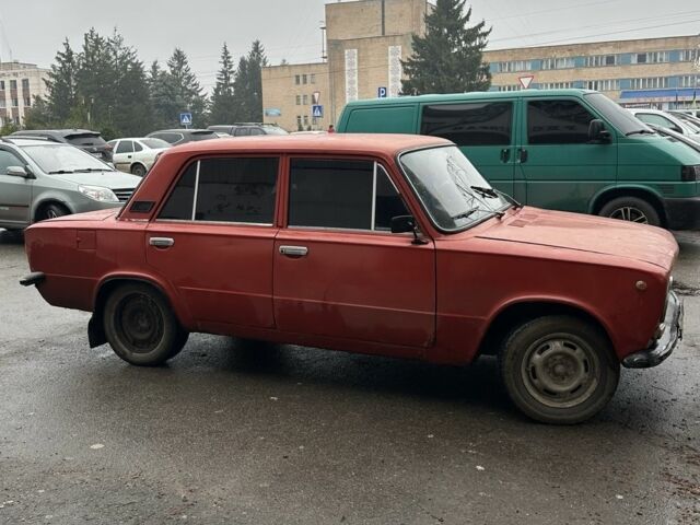 Красный ВАЗ 2113 Самара, объемом двигателя 0 л и пробегом 49 тыс. км за 450 $, фото 3 на Automoto.ua