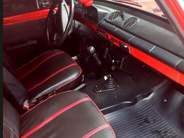 ВАЗ 2113 Самара 1986 в Хмельницком на Automoto.ua Красный ВАЗ 2113 Самара, объемом двигателя 1 л и пробегом 1 тыс. км за 1000 $, фото 4 на Automoto.ua