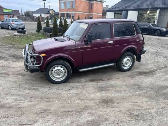 Красный ВАЗ 2113 Самара, объемом двигателя 1.7 л и пробегом 130 тыс. км за 3543 $, фото 7 на Automoto.ua