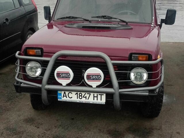 Красный ВАЗ 2113 Самара, объемом двигателя 1.7 л и пробегом 130 тыс. км за 3543 $, фото 1 на Automoto.ua