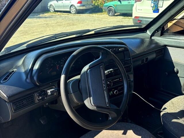 ВАЗ 2113 Самара, объемом двигателя 1.6 л и пробегом 300 тыс. км за 1500 $, фото 11 на Automoto.ua