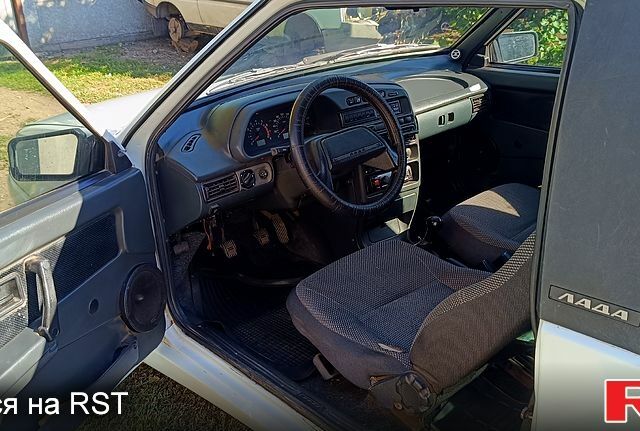 ВАЗ 2113 Самара, объемом двигателя 1.6 л и пробегом 224 тыс. км за 2200 $, фото 3 на Automoto.ua