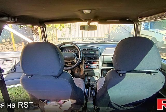 ВАЗ 2113 Самара, объемом двигателя 1.6 л и пробегом 224 тыс. км за 2200 $, фото 2 на Automoto.ua