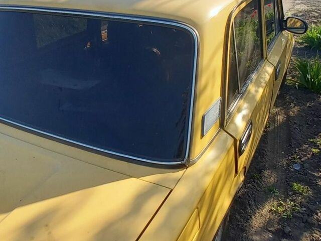 Желтый ВАЗ 2113 Самара, объемом двигателя 0 л и пробегом 72 тыс. км за 881 $, фото 6 на Automoto.ua