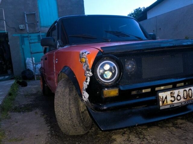 Жовтий ВАЗ 2113 Самара, об'ємом двигуна 1 л та пробігом 30 тис. км за 1200 $, фото 4 на Automoto.ua