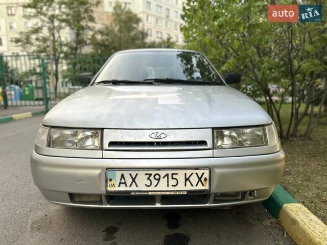 Серый ВАЗ 2113 Самара, объемом двигателя 1.5 л и пробегом 370 тыс. км за 1500 $, фото 1 на Automoto.ua