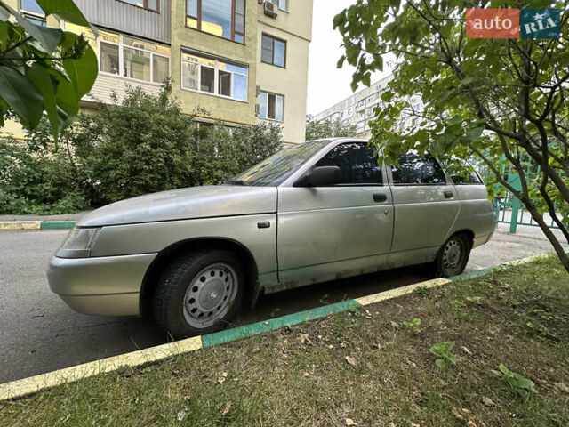 Серый ВАЗ 2113 Самара, объемом двигателя 1.5 л и пробегом 370 тыс. км за 1500 $, фото 7 на Automoto.ua