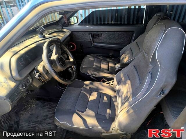 Сірий ВАЗ 2113 Самара, об'ємом двигуна 1.5 л та пробігом 250 тис. км за 1445 $, фото 3 на Automoto.ua