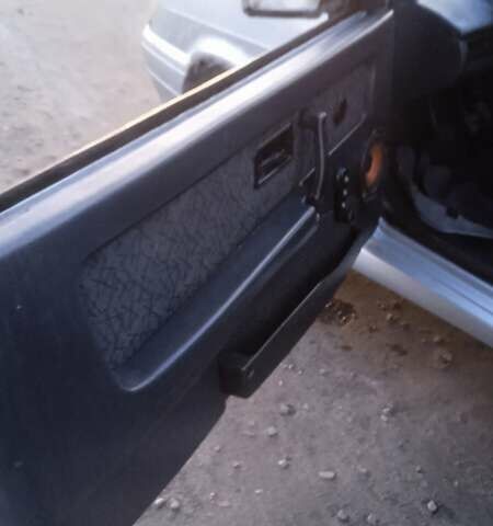 Сірий ВАЗ 2113 Самара, об'ємом двигуна 1.5 л та пробігом 252 тис. км за 1000 $, фото 6 на Automoto.ua