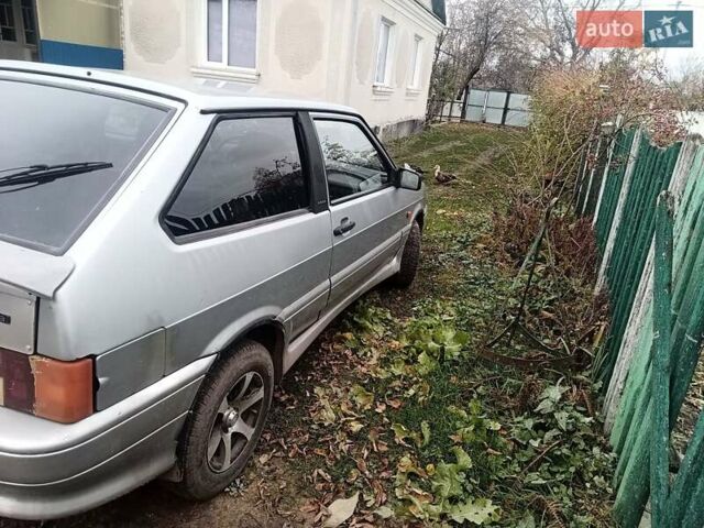 Серый ВАЗ 2113 Самара, объемом двигателя 1.5 л и пробегом 275 тыс. км за 1300 $, фото 2 на Automoto.ua