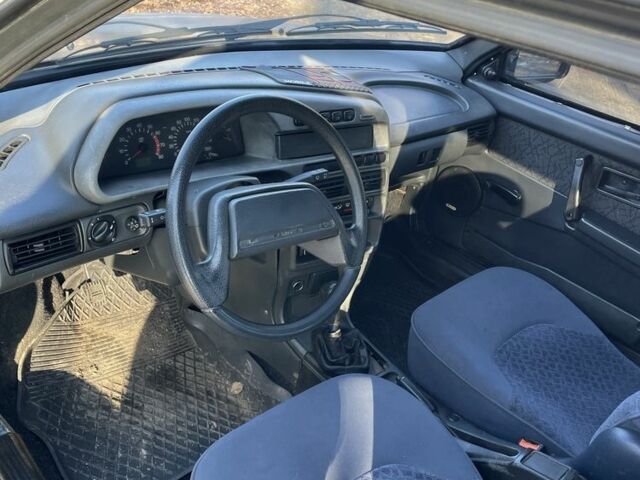Сірий ВАЗ 2113 Самара, об'ємом двигуна 1.5 л та пробігом 150 тис. км за 1350 $, фото 4 на Automoto.ua