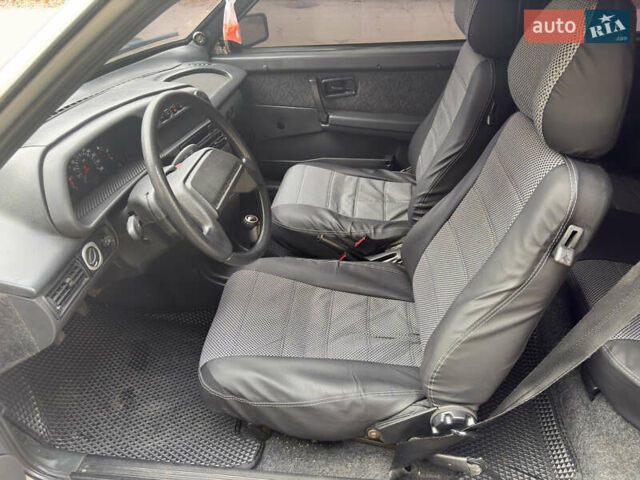 Сірий ВАЗ 2113 Самара, об'ємом двигуна 1.5 л та пробігом 242 тис. км за 1900 $, фото 11 на Automoto.ua